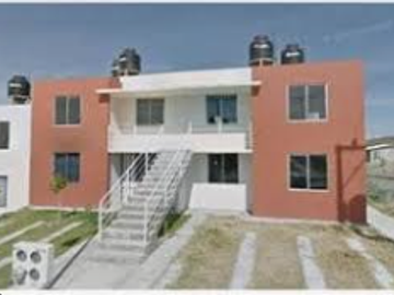 CASA DE REMATE BANCARIO EN LOS RUISEÑORES, TARIMBARO