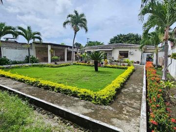 URDESA CENTRAL, Vendo Hemrosa Casa 1 planta, 3 dormitorios, $290.0000