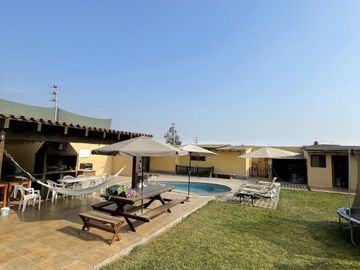 VENTA DE CASA DE CAMPO EN PACHACAMAC,AMOBLADA Y EQUIPADA
