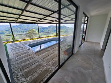 CASA CAMPESTRE EN VENTA CERCA A PEREIRA Y DOSQUEBRADAS