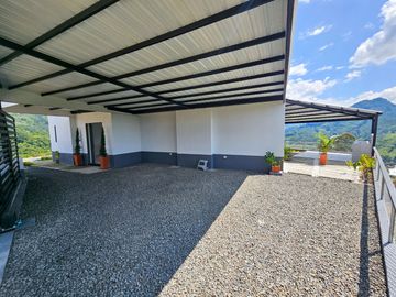 CASA CAMPESTRE EN VENTA CERCA A PEREIRA Y DOSQUEBRADAS