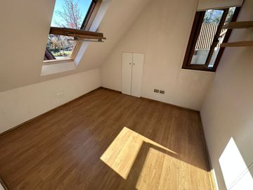 Casa 4d/3b En Condominio, Desocupada