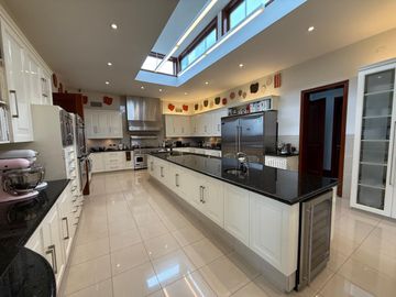 Vendo exclusiva  casa de lujo en Rinconada- La Molina