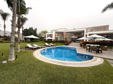 Vendo exclusiva  casa de lujo en Rinconada- La Molina