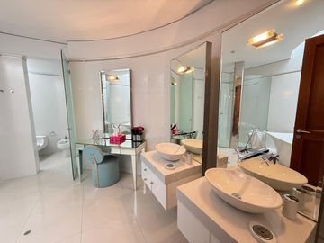 Vendo exclusiva  casa de lujo en Rinconada- La Molina