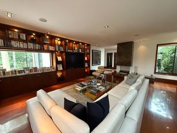 Vendo exclusiva  casa de lujo en Rinconada- La Molina