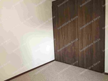 Amplio departamento cerca de galerías Atizapán