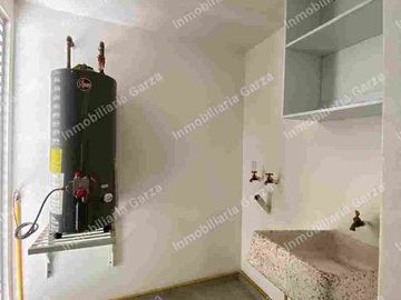 Amplio departamento cerca de galerías Atizapán