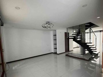 casa en conjunto cerrado