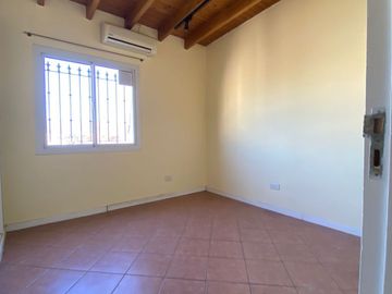 VÓRTICE INMOBILIARIA VENDE DEPARTAMENTO EN DORREGO, GUAYMALLÉN, MENDOZA