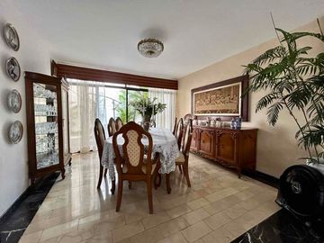 SANTA CECILIA-CEIBOS, Vendo casa amplia 4 dormitorios $220.000