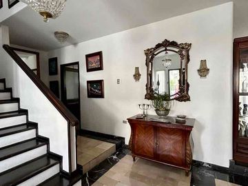 SANTA CECILIA-CEIBOS, Vendo casa amplia 4 dormitorios $220.000