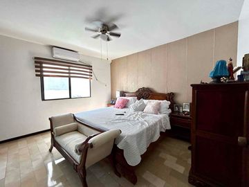 SANTA CECILIA-CEIBOS, Vendo casa amplia 4 dormitorios $220.000