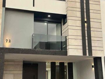 HERMOSA CASA EN VENTA ANTIGUA CEMENTERA