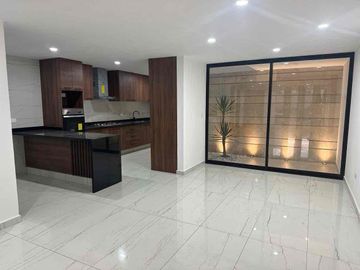 HERMOSA CASA EN VENTA ANTIGUA CEMENTERA