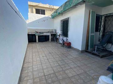 Residencia en Venta Mitras Norte