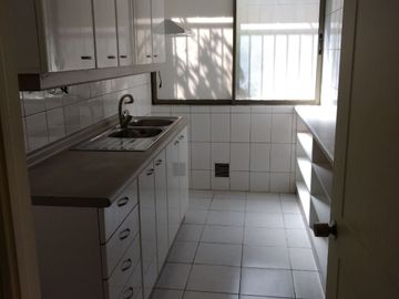 Dpto. 3 Dorm / 2 Baños / 1 Bod. Barrio República, Santiago Centro.-