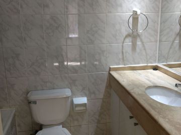Dpto. 3 Dorm / 2 Baños / 1 Bod. Barrio República, Santiago Centro.-