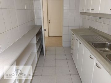 Dpto. 3 Dorm / 2 Baños / 1 Bod. Barrio República, Santiago Centro.-
