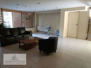 Dpto. 3 Dorm / 2 Baños / 1 Bod. Barrio República, Santiago Centro.-