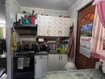SE VENDE AMPLIA CASA EN VILLA DON MARCELO