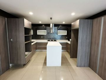 RESIDENCIA EN VENTA EN ZONA PLATEADA PACHUCA