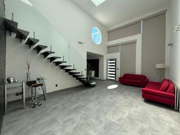 VENTA CASA EN MILENIO III, CON RECAMARA EN PLANTA BAJA, EN COTO CON CASA CLUB