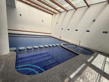 VENTA CASA EN MILENIO III, CON RECAMARA EN PLANTA BAJA, EN COTO CON CASA CLUB