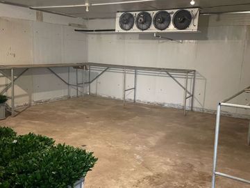 Floricola de venta, sector Cochasqui