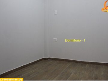 VENDO TRIPLEX EN URB. MONTECARMELO - HUANCAYO