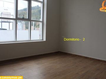 VENDO TRIPLEX EN URB. MONTECARMELO - HUANCAYO