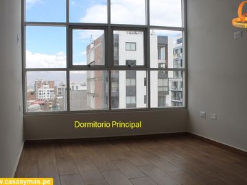 VENDO TRIPLEX EN URB. MONTECARMELO - HUANCAYO
