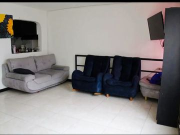 Venta Casa Unifamiliar de tres niveles Sector Las Mercedes Cuba-Pereira