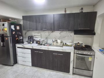 Venta Casa Unifamiliar de tres niveles Sector Las Mercedes Cuba-Pereira