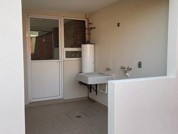 Casa en venta en Lomas Virreyes Calimaya modelo Castilla