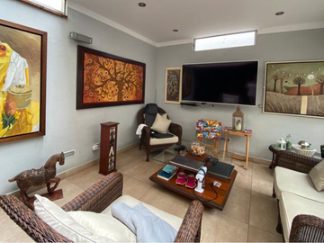 Venta de duplex en Chacarilla del Estanque, Surco