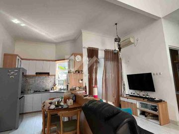 Dijual Rumah Cantik Rapi Bangunan Kokoh Lokasi strategis di Kawasan Bintaro Tangerang