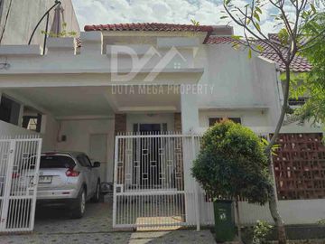 Dijual Rumah Cantik Rapi Bangunan Kokoh Lokasi strategis di Kawasan Bintaro Tangerang