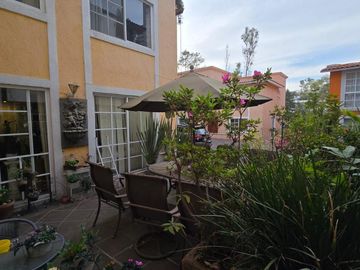 CASA EN SAN JERONIMO LIDICE EN PRIVADA
