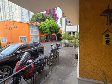 CASA EN SAN JERONIMO LIDICE EN PRIVADA
