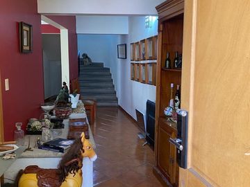 CASA EN SAN JERONIMO LIDICE EN PRIVADA