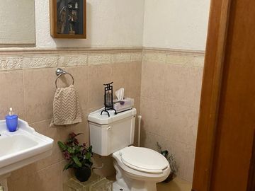 CASA EN SAN JERONIMO LIDICE EN PRIVADA