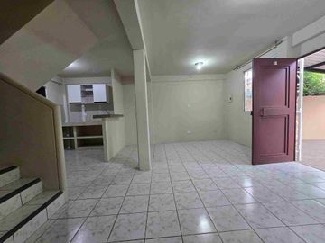 vendo casa en urbanización tottori excelente estado