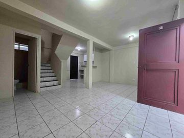 vendo casa en urbanización tottori excelente estado