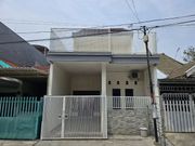 Rumah Minimalis 2 Lantai Babatan Pantai Dekat Annyeong Market