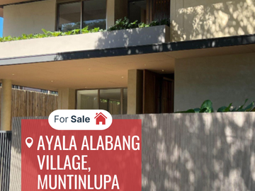 2 Storey House with Infinity edge pool in📍 Ayala Alabang Village, Muntinlupa City 🏡