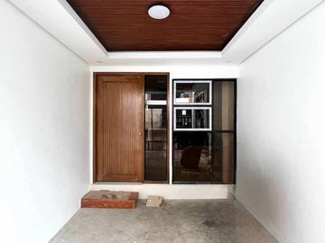 Affordable Brandnew 3-Storey Townhouse near UDMC, Welcome Rotonda, and Sun Residences Mall