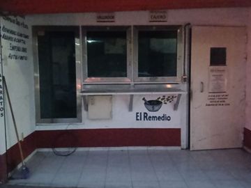 CASA HABITACIÓN EN VENTA en: Av. Artesanos No. 3672 Col. San Miguel de Huentitan, Guadalajara, Jal.