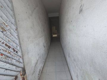 CASA HABITACIÓN EN VENTA en: Av. Artesanos No. 3672 Col. San Miguel de Huentitan, Guadalajara, Jal.