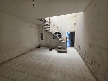 CASA HABITACIÓN EN VENTA en: Av. Artesanos No. 3672 Col. San Miguel de Huentitan, Guadalajara, Jal.